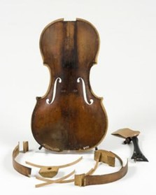 Violon (démembré), Giuseppe Guarneri del Gesù, Italie, inv. 3499