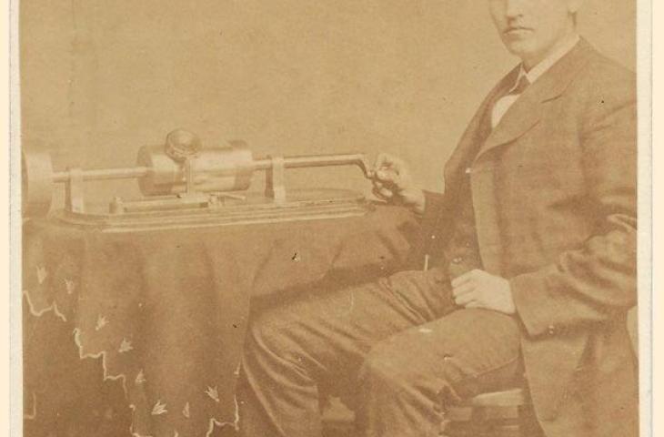 Photograph of T. Edison and his phonograph in 1878
