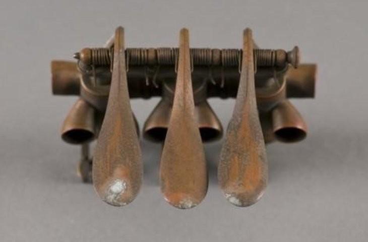 Valves, David Hall, Boston, vers 1861
