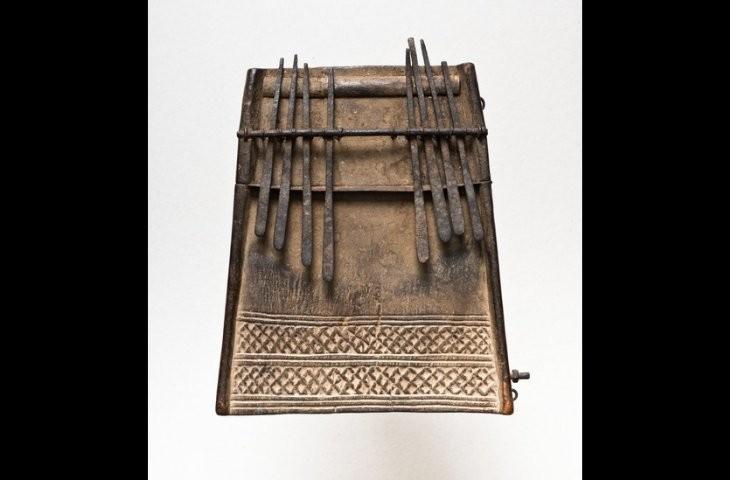 Kinsaanji mucapata, unknown Tchokwe artist, undated